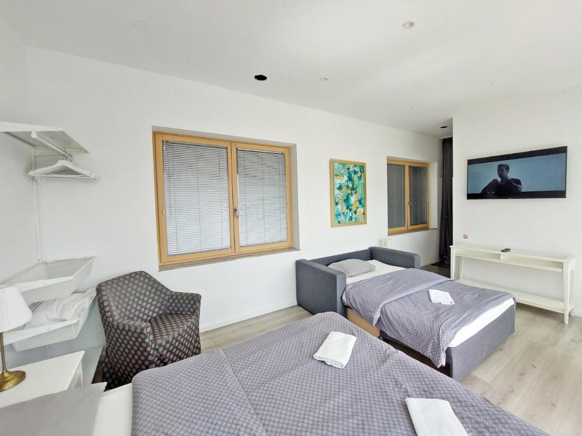 Rose Valley, Modern Studios & Apartments ليوبليانا المظهر الخارجي الصورة