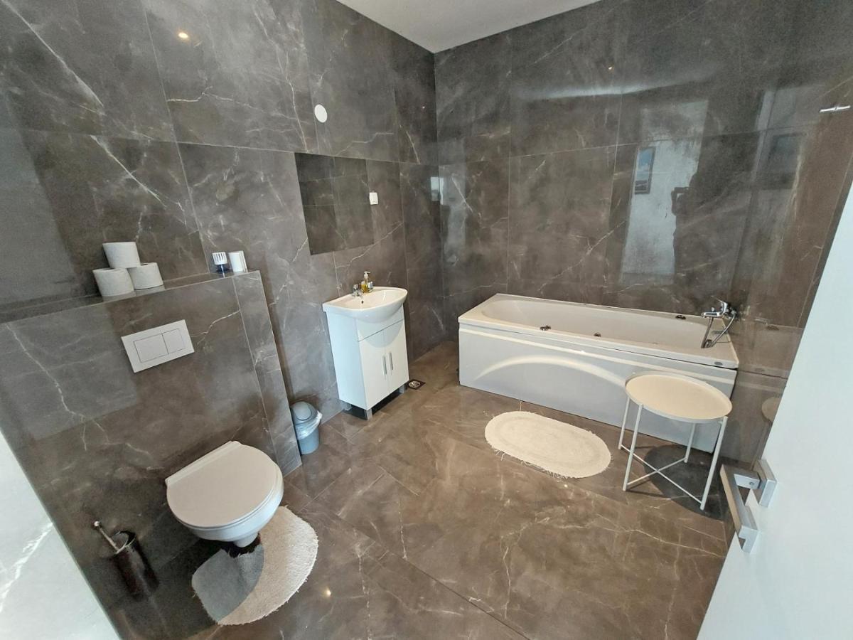 Rose Valley, Modern Studios & Apartments ليوبليانا المظهر الخارجي الصورة